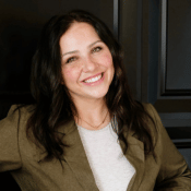 Chrissy Dorow_HeadShot